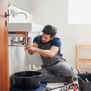 كشف تسربات المياه في الاسياح